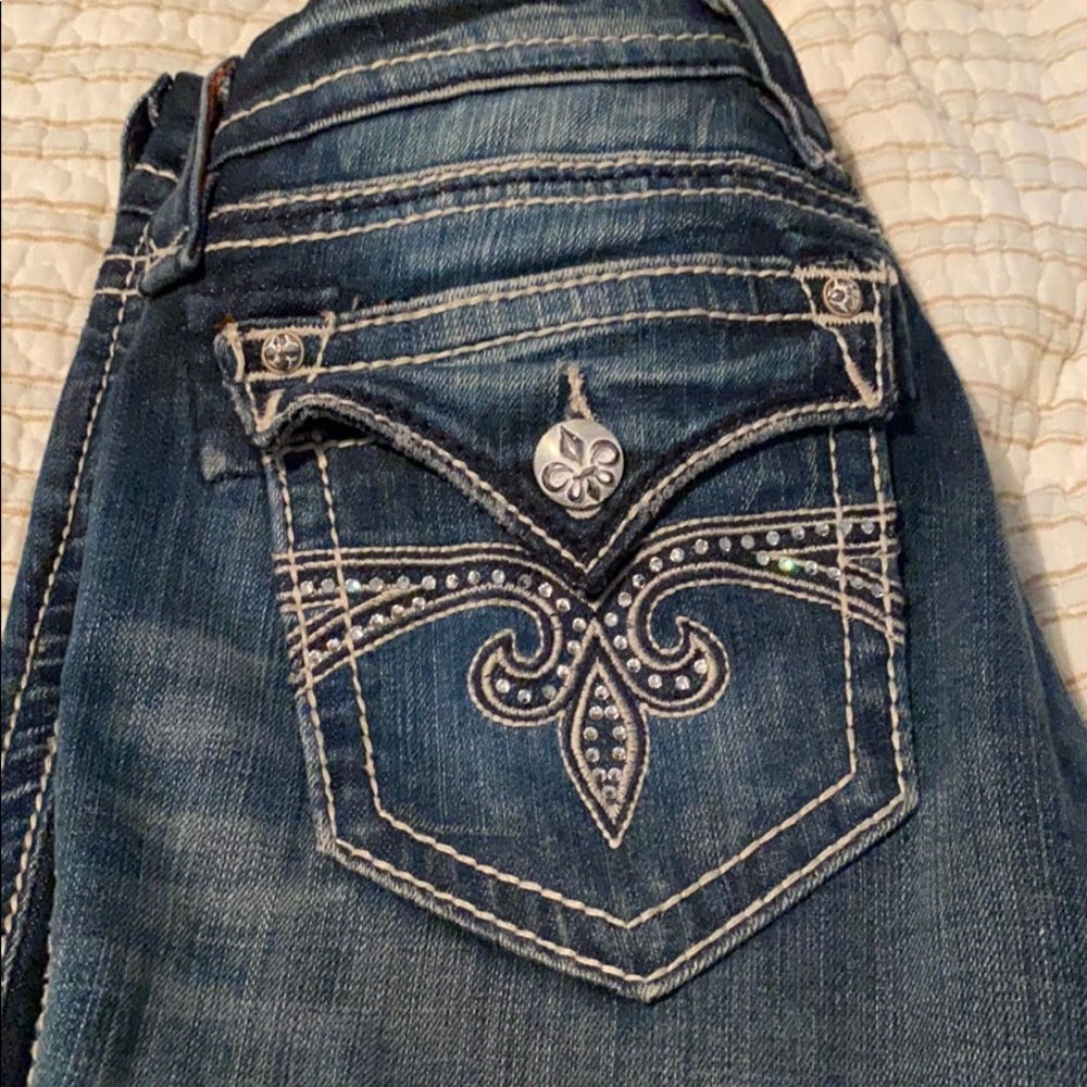 Bedazzled Capri jeans!